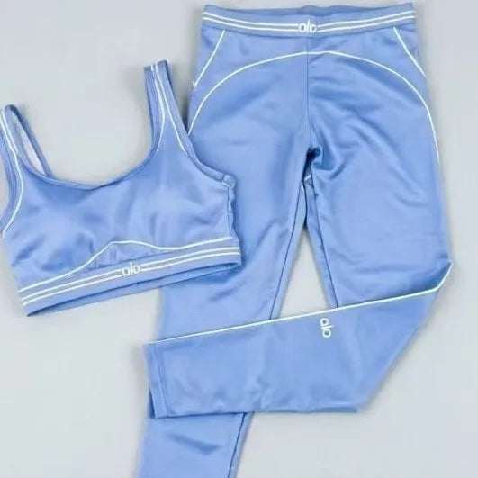 Women's Polyester Stretch Yoga Outfit With Modern Design