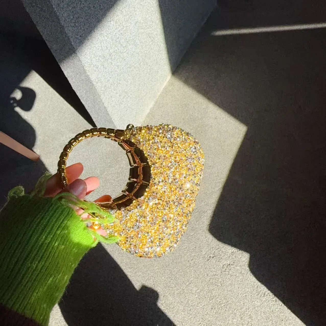 Luxury Brand Mini Heart Sh Sequined Acrylic Clutch Bag