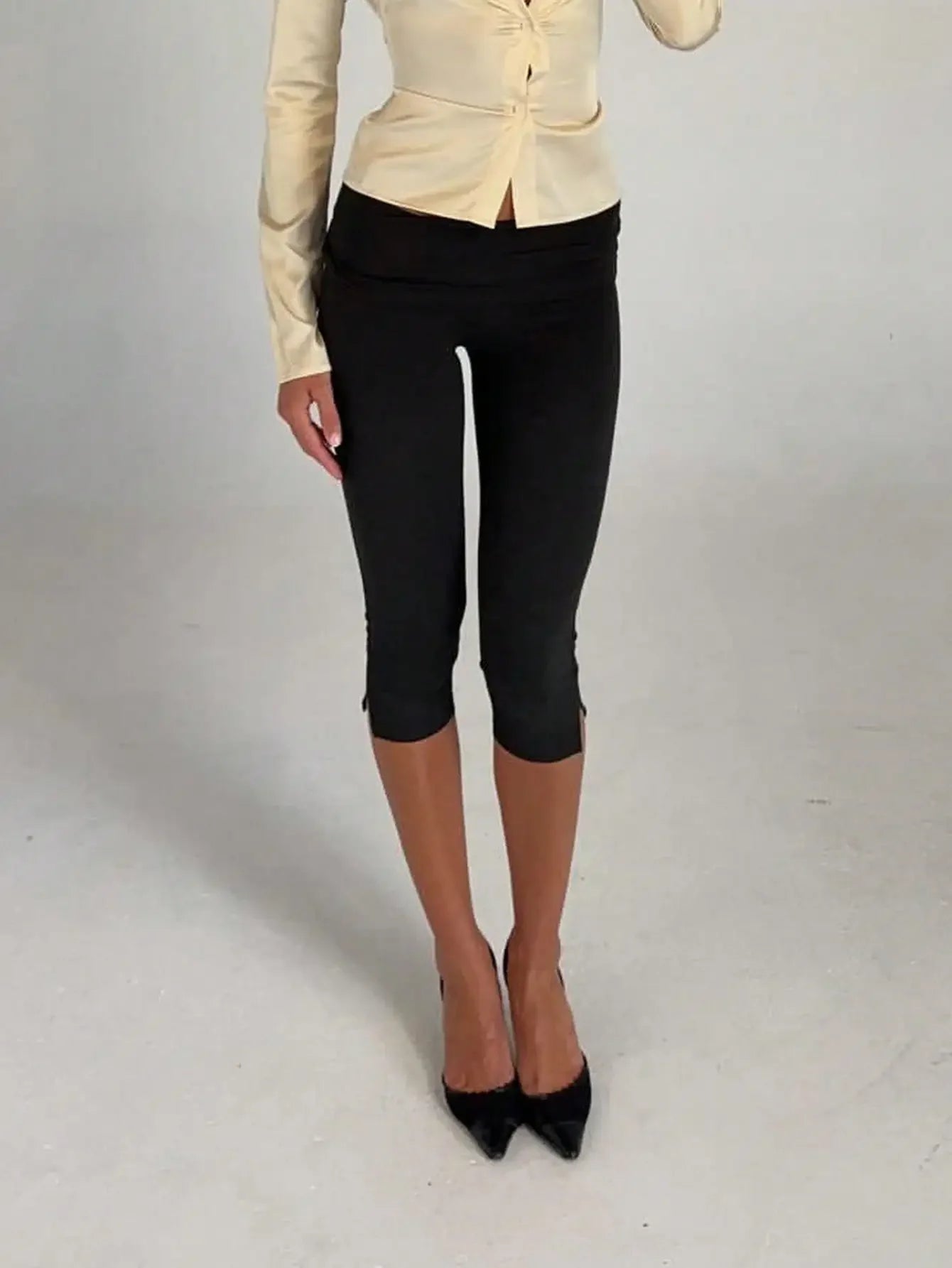 Y2K Low Waist Capri Leggings With Fold Over Split Hem