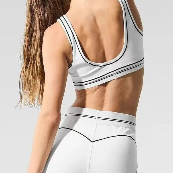 Women's Polyester Stretch Yoga Outfit With Modern Design