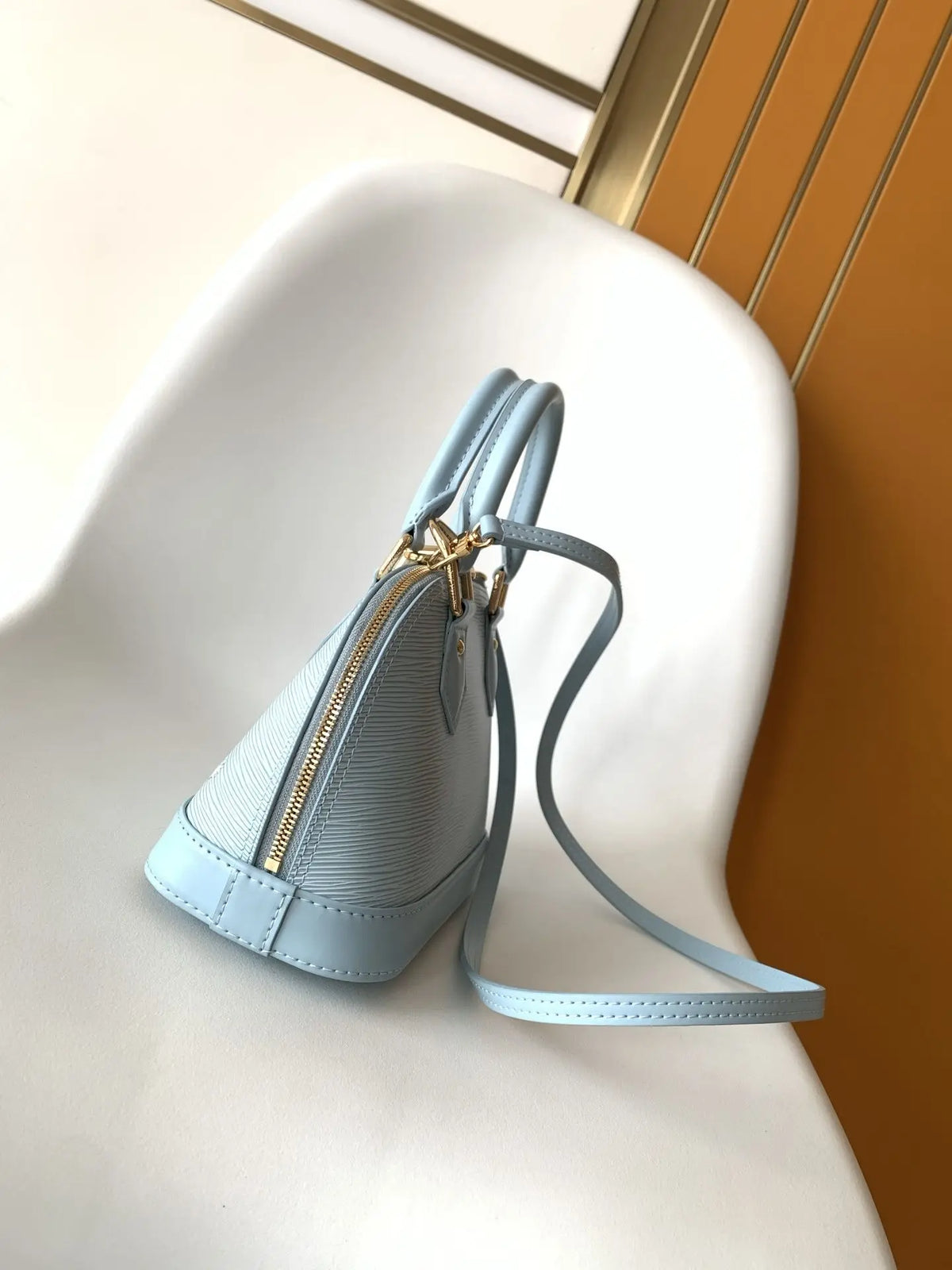 Women Genuine Leather Minimalist Matte Satchel With Detachable Strap