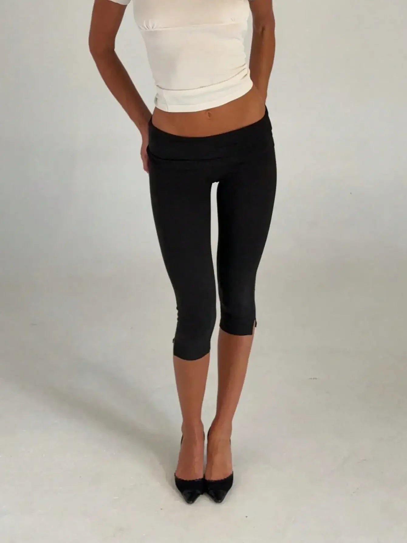 Y2K Low Waist Capri Leggings With Fold Over Split Hem