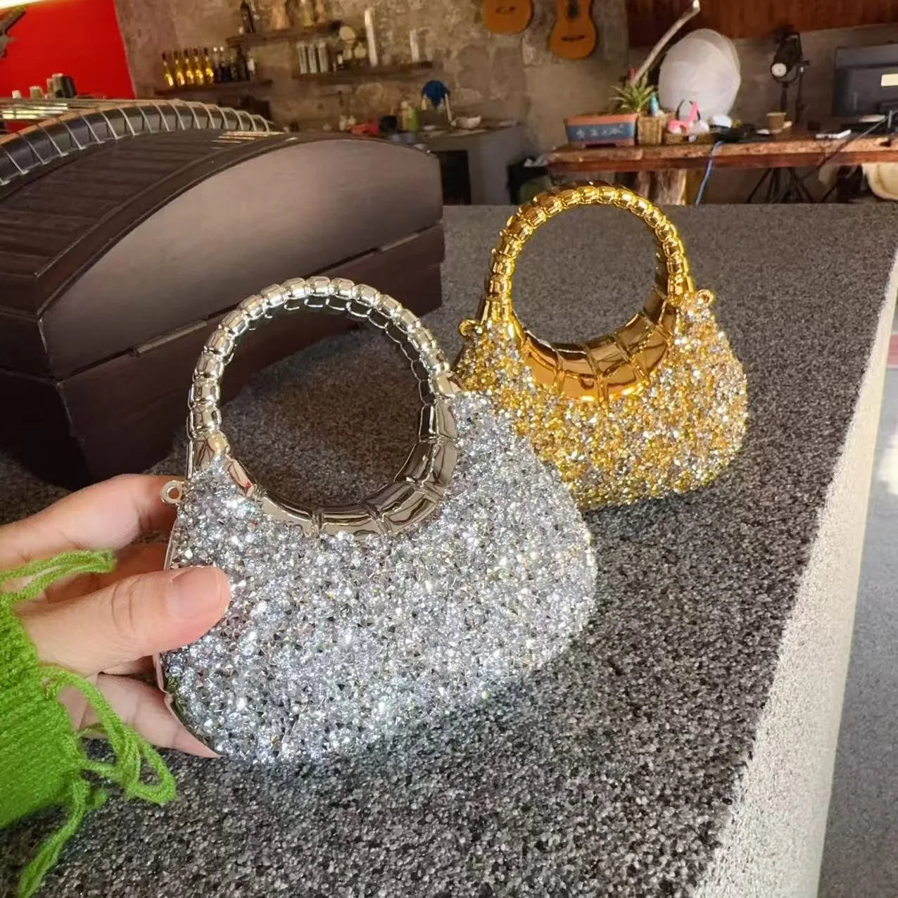 Luxury Brand Mini Heart Sh Sequined Acrylic Clutch Bag